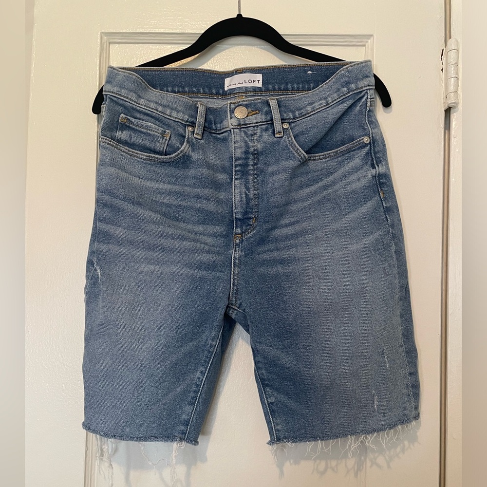 Women’s Bermuda shorts